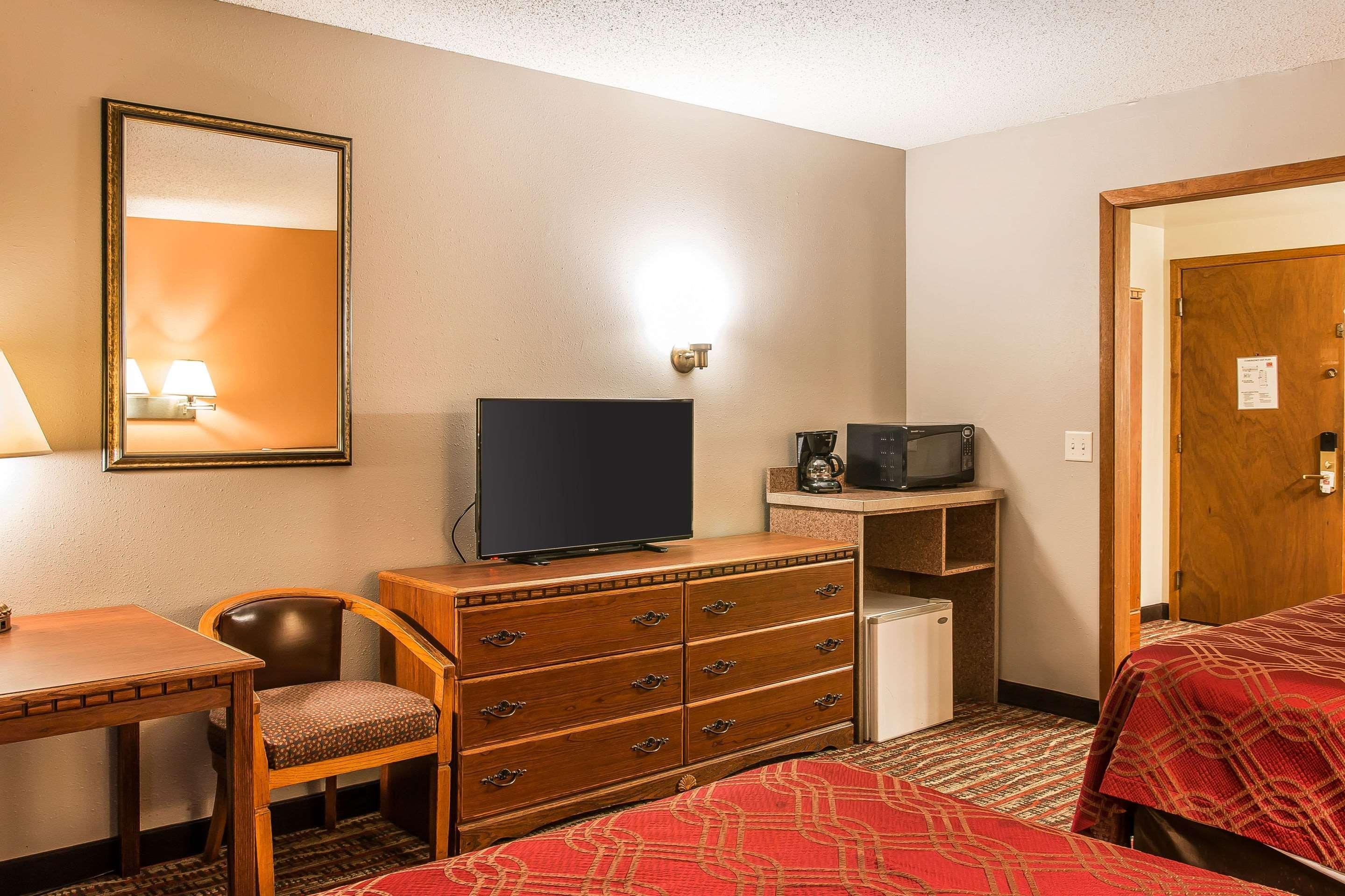 Econo Lodge Lakeview Маркет Екстериор снимка