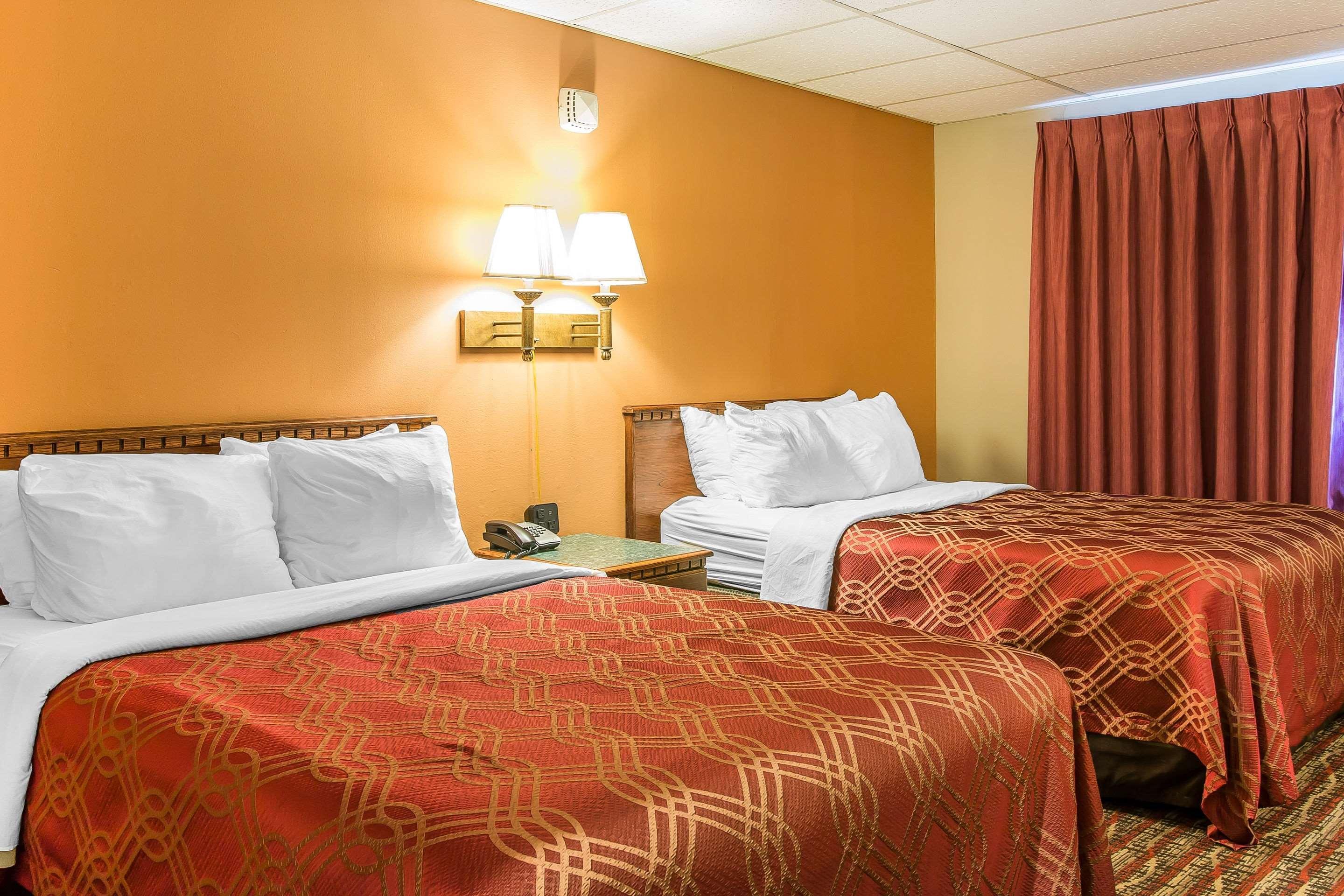 Econo Lodge Lakeview Маркет Екстериор снимка