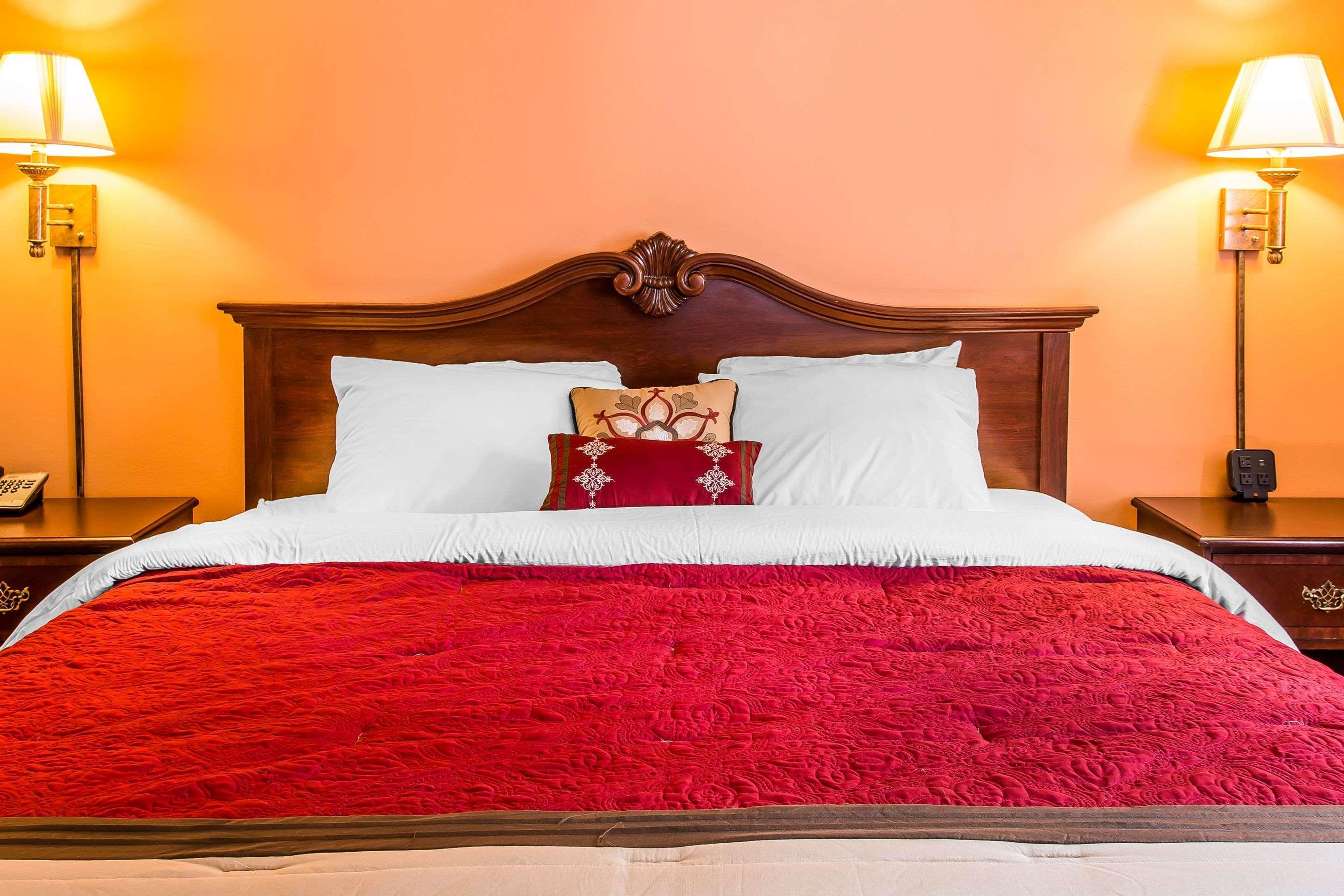 Econo Lodge Lakeview Маркет Екстериор снимка