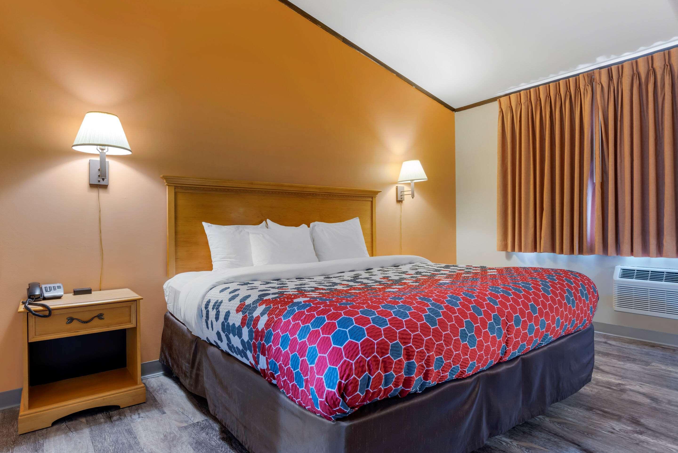 Econo Lodge Lakeview Маркет Екстериор снимка