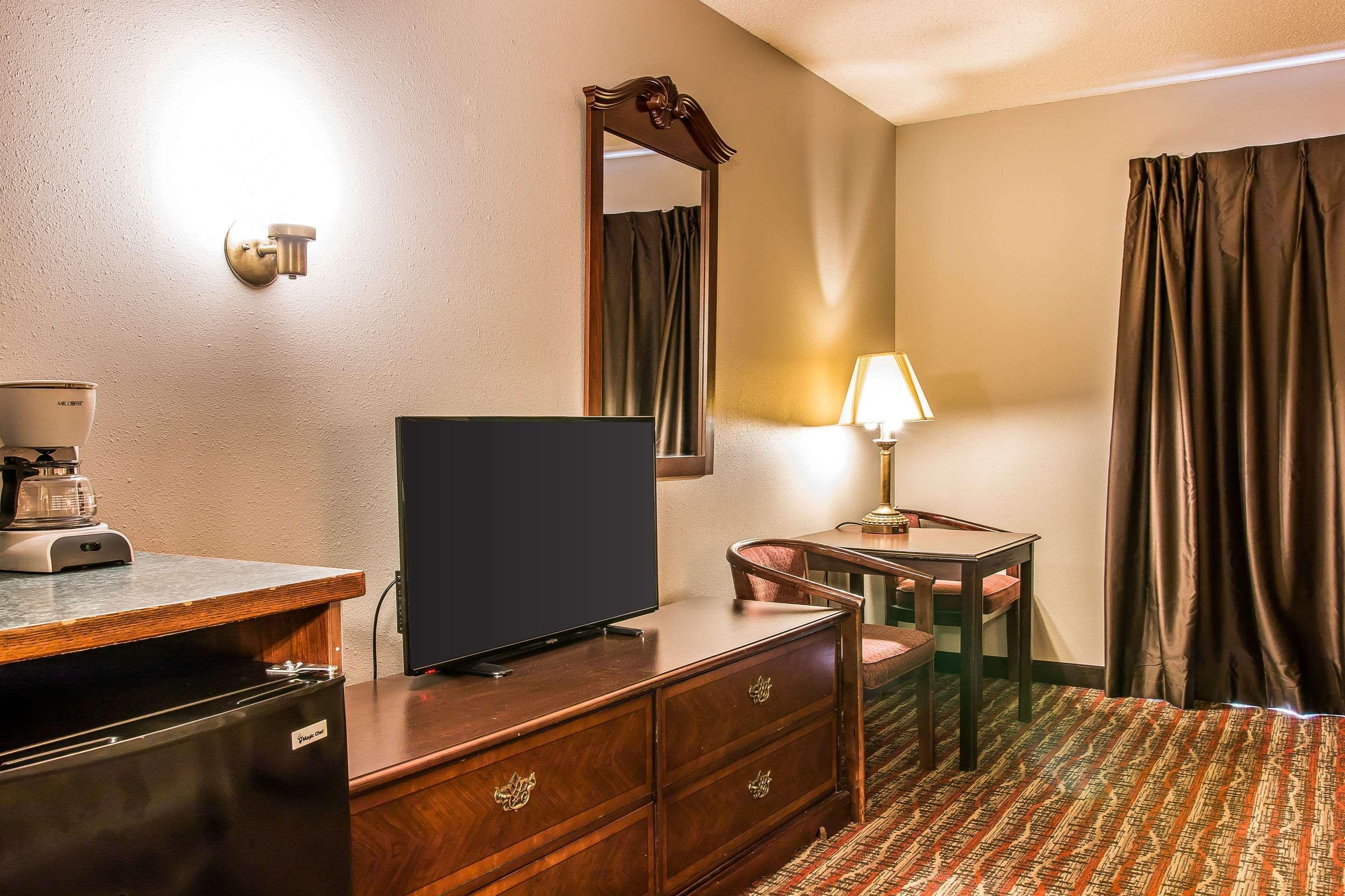 Econo Lodge Lakeview Маркет Екстериор снимка