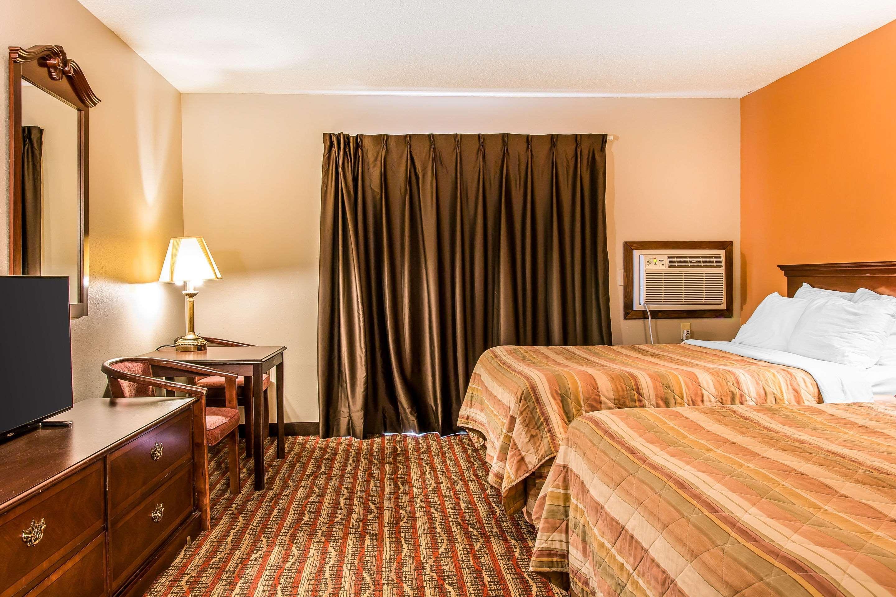 Econo Lodge Lakeview Маркет Екстериор снимка