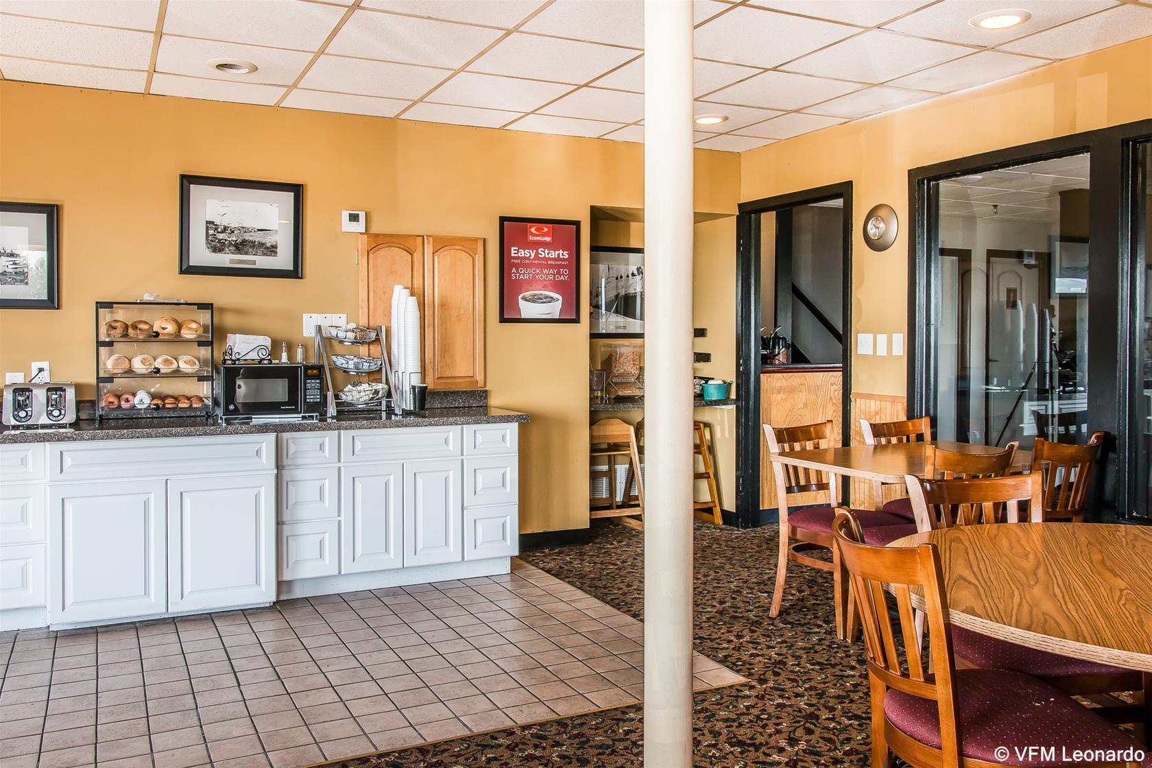 Econo Lodge Lakeview Маркет Екстериор снимка