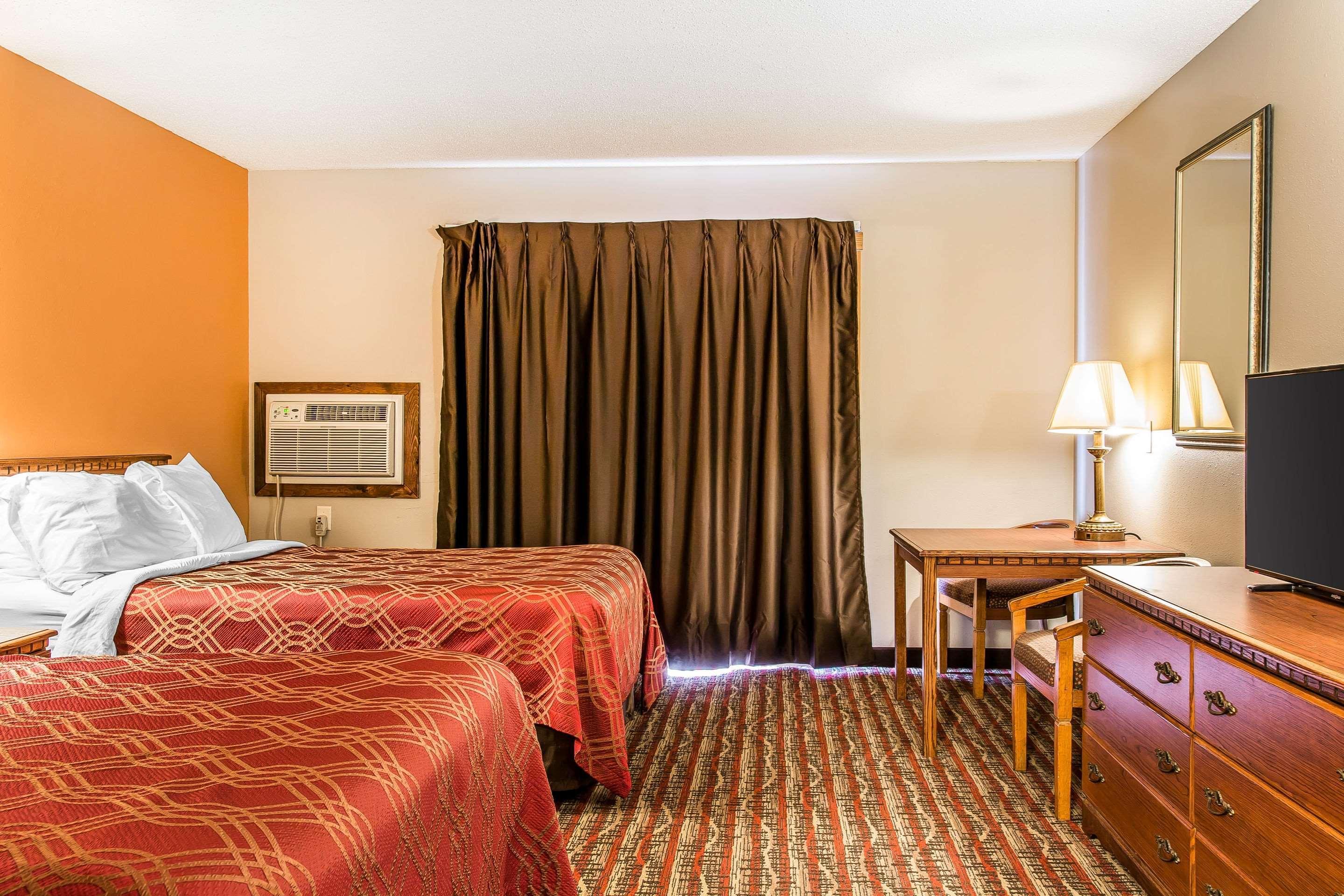 Econo Lodge Lakeview Маркет Екстериор снимка