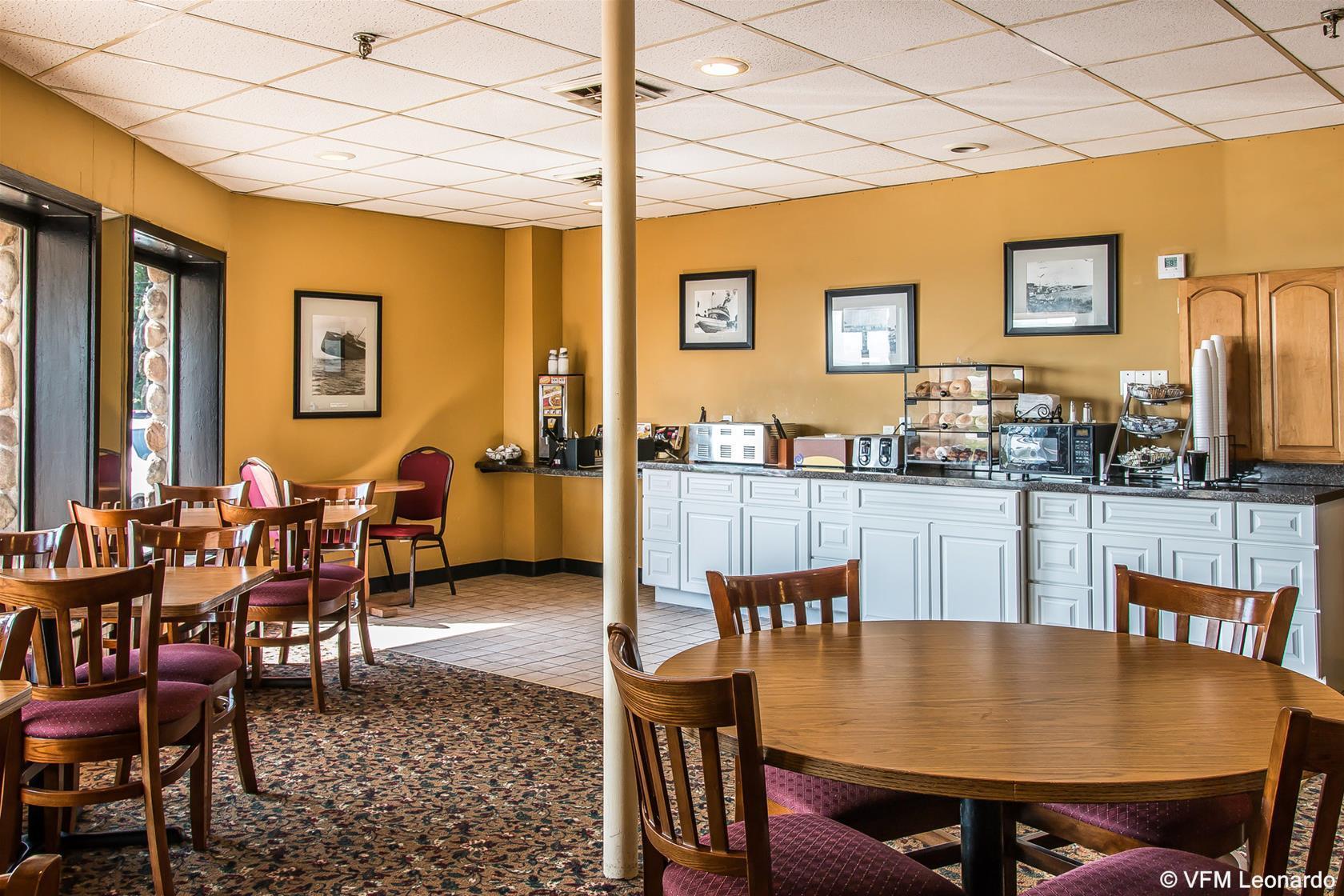 Econo Lodge Lakeview Маркет Екстериор снимка