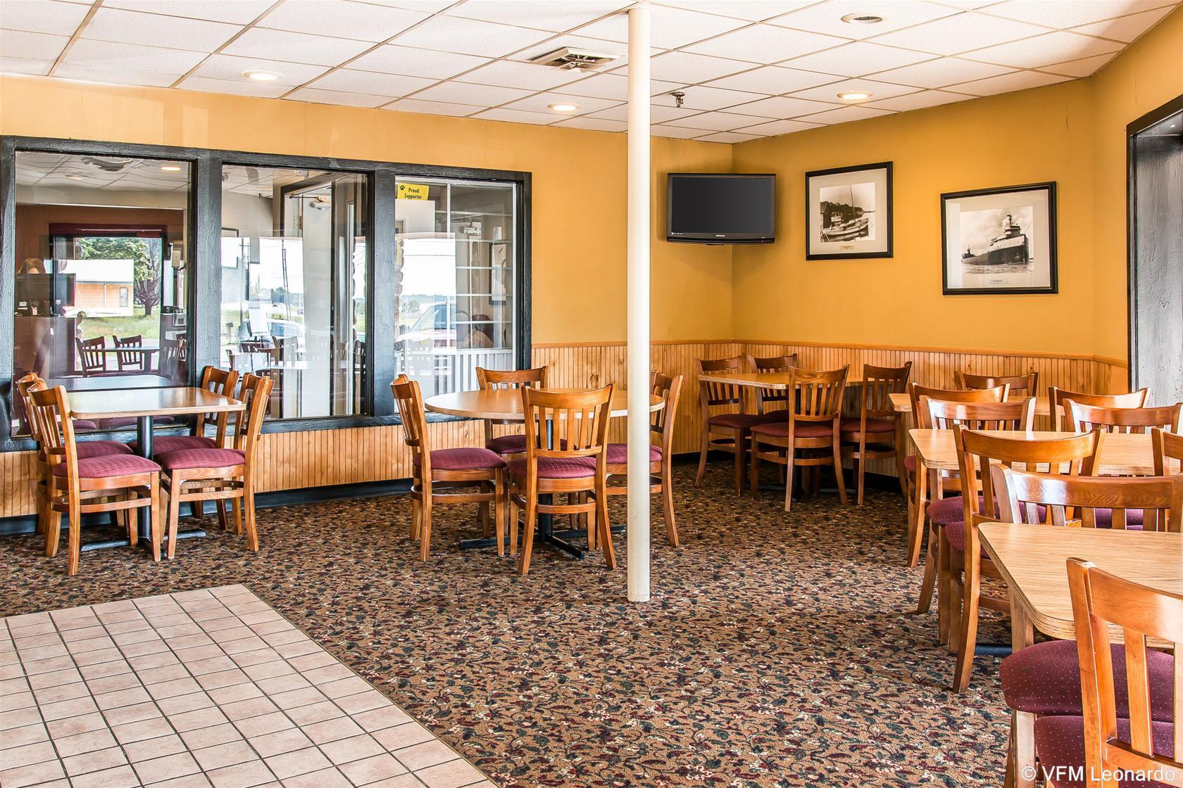 Econo Lodge Lakeview Маркет Екстериор снимка