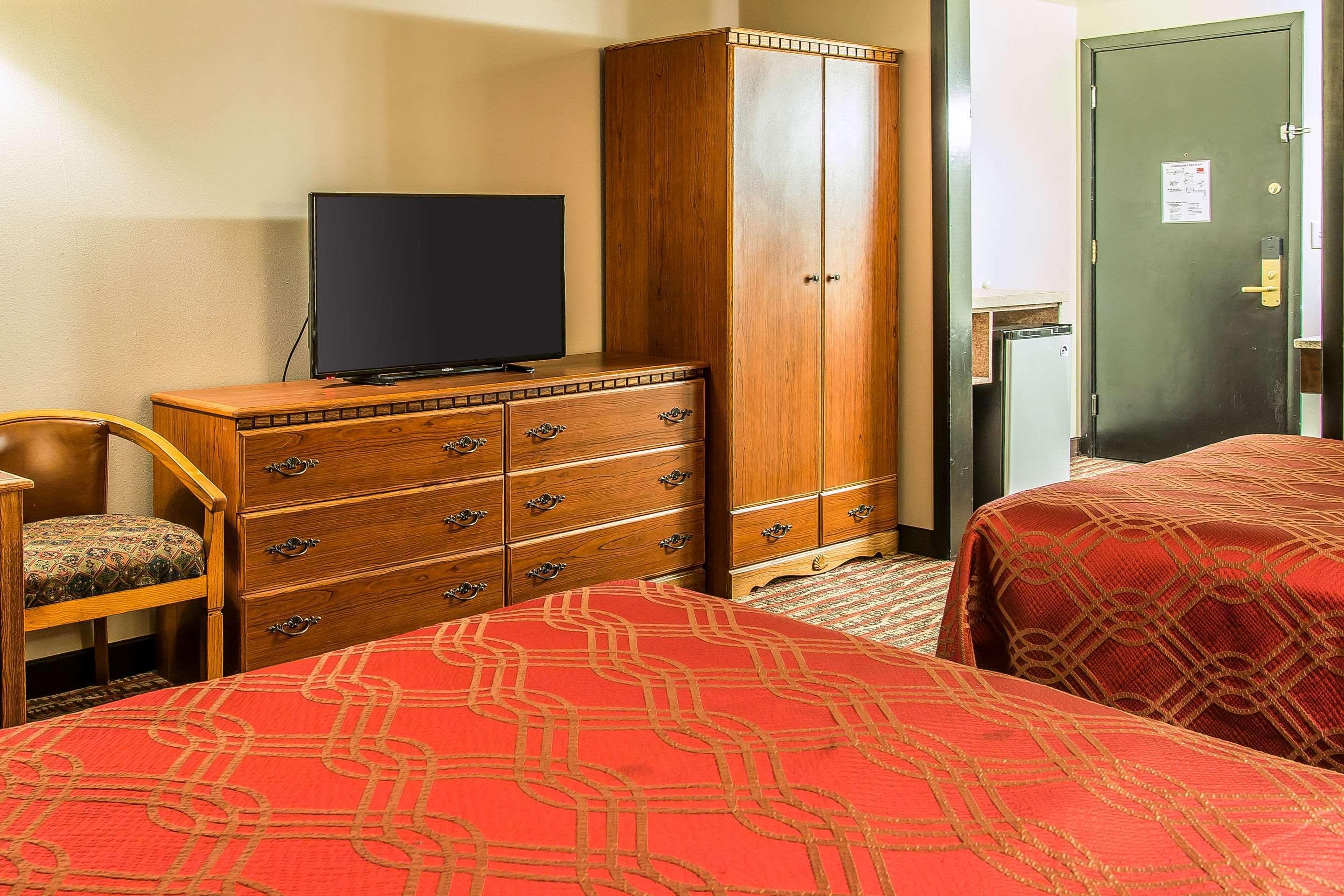 Econo Lodge Lakeview Маркет Екстериор снимка